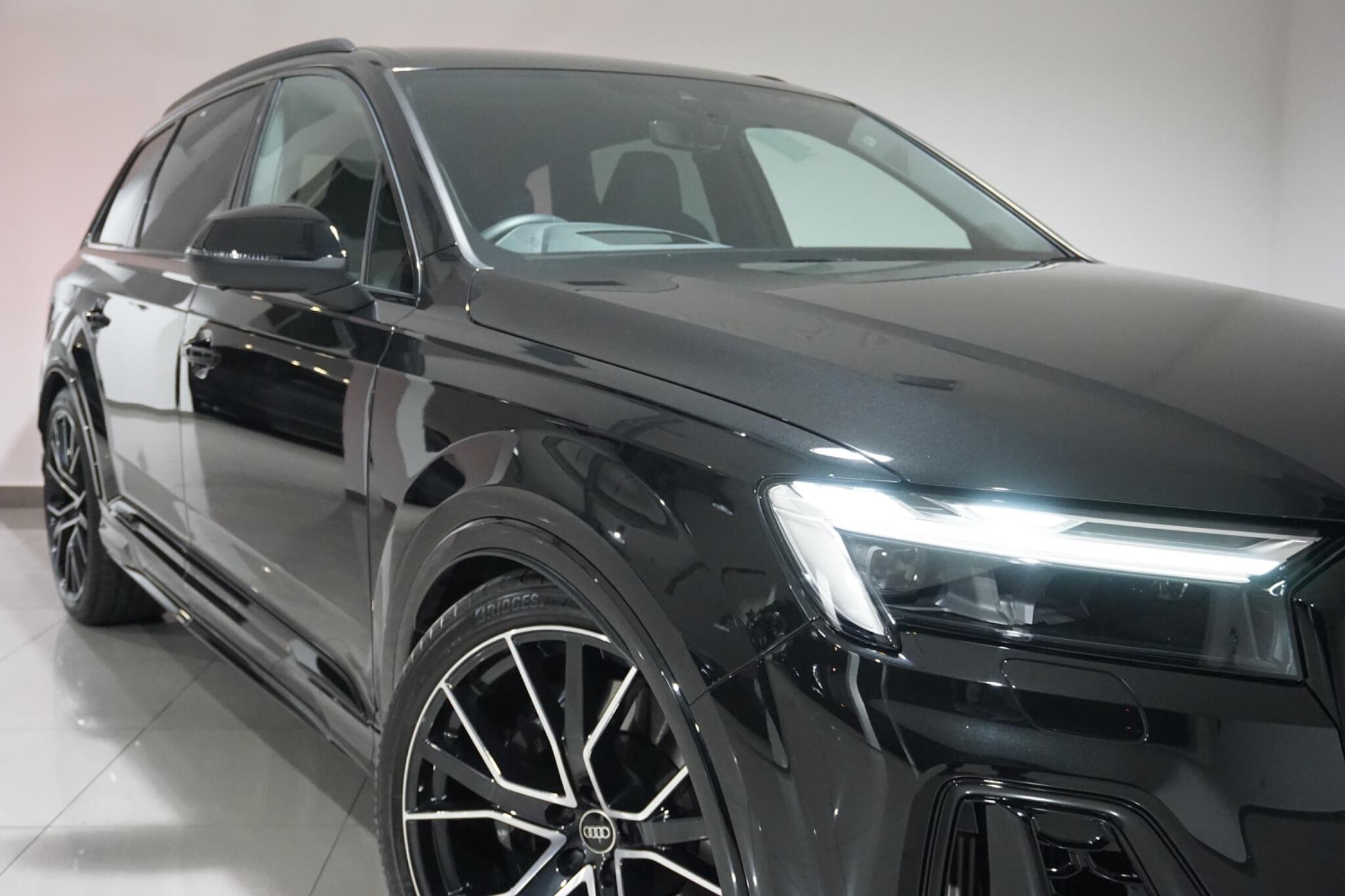 Audi SQ7 4.0 TFSI V8 Black Edition SUV 5dr Petrol Tiptronic quattro Euro 6 (s/s) (507 ps)